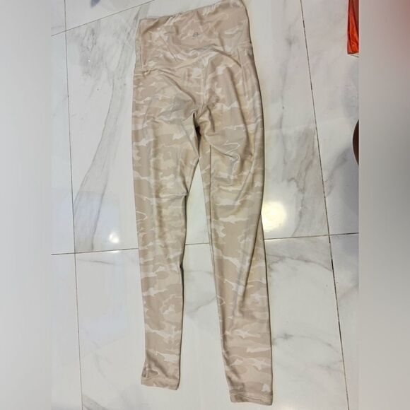 Strut this leggings  #6 - Picture 5 of 7